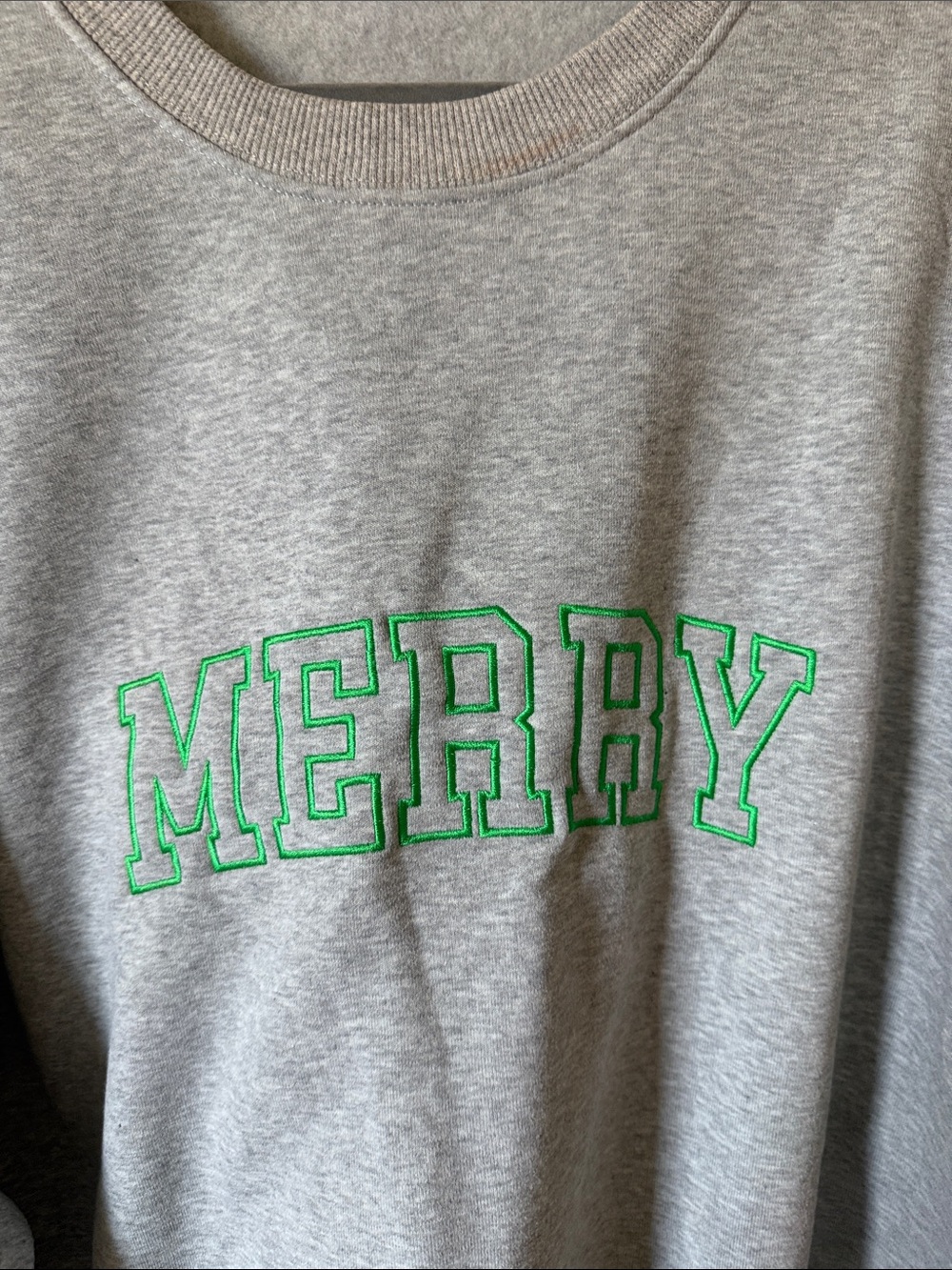 Gray 'MERRY' Crewneck Sweatshirt with Green Embroidery